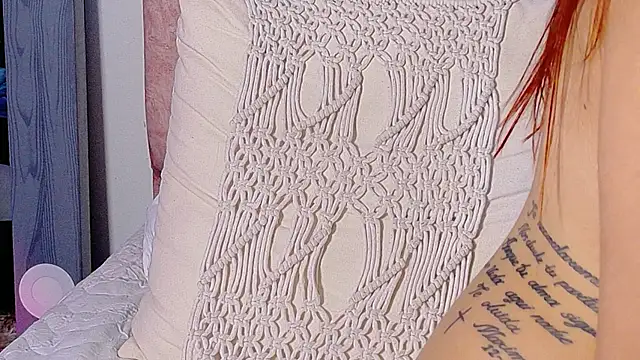 AteneaCox live sex cam