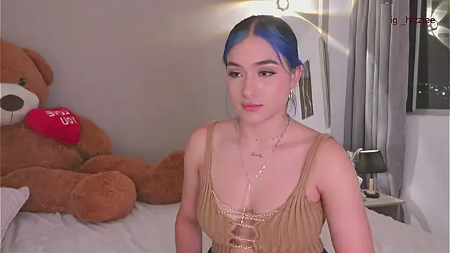 AnnyHizzle live sex cam