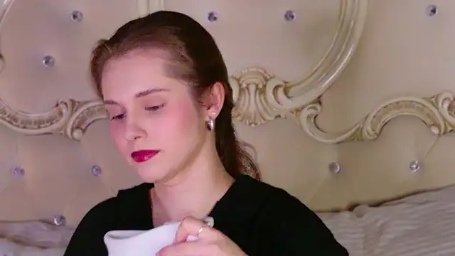 RileyMimicho's cam snapshot