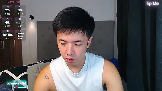 Addictiveboi live sex cam