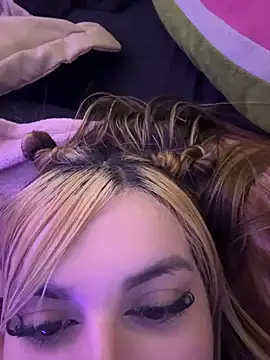 kira_velour's cam snapshot