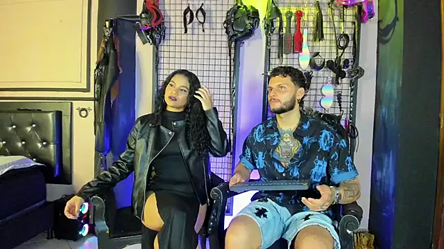 Twisted_Fantasy live sex cam