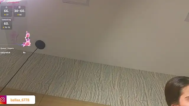 bella_lovers_'s cam snapshot