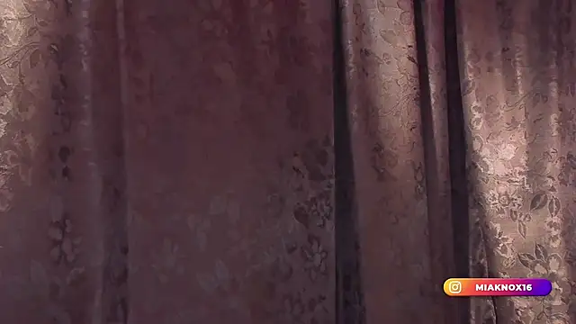 MiaKnox's cam snapshot