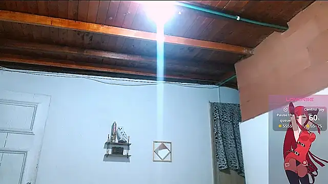 cherrydelioncourt's cam snapshot