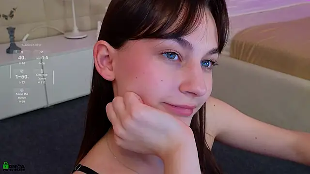 LolaPrise live sex cam