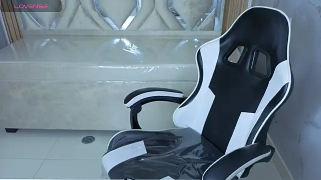 Saraah_Tx's cam snapshot