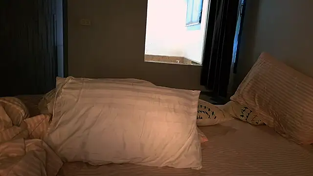 TiaDoll live sex cam