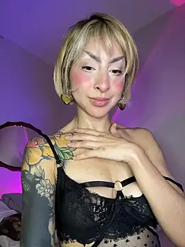 Cinamoonn live sex cam