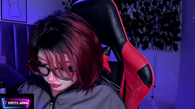 Kitty_Gang's cam snapshot