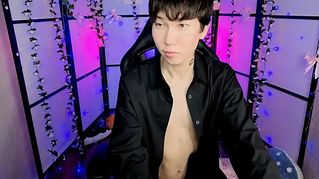 YugoAsian live sex cam