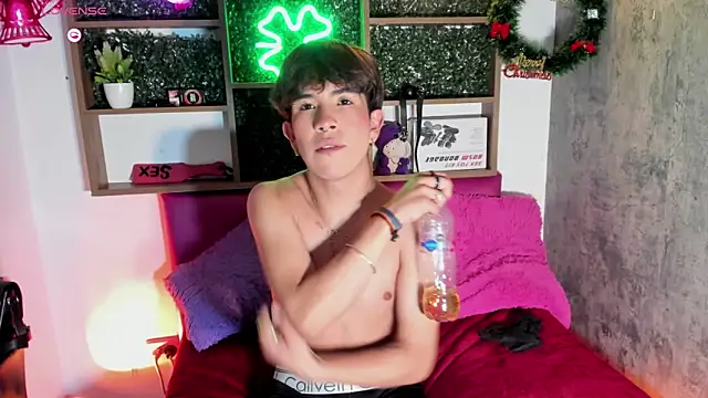 Angeldust19 live sex cam