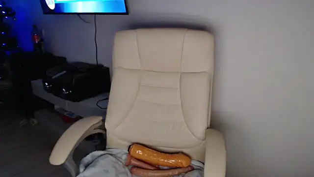 ElssaRush's cam snapshot