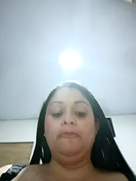 Julietta_1602's cam snapshot