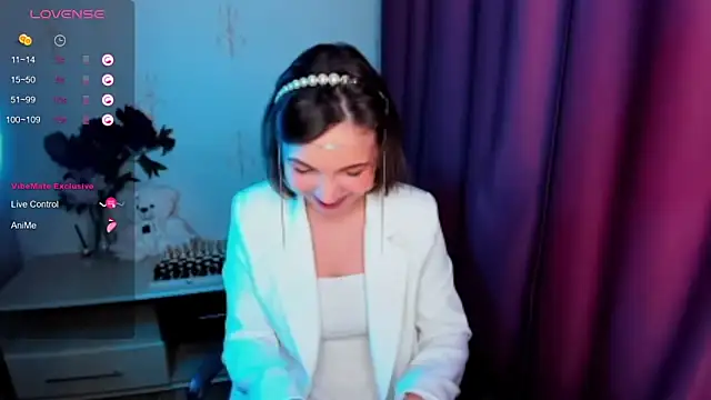 KindHazelHere_'s cam snapshot