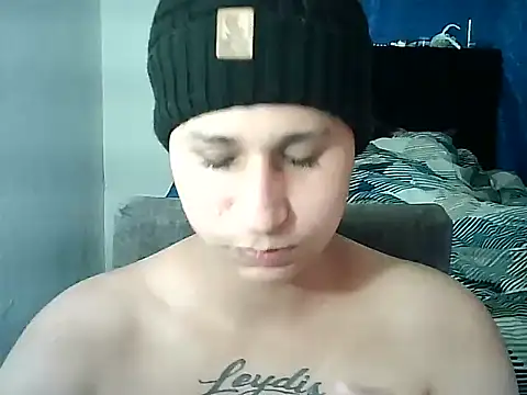 Im_Milan_Rs's cam snapshot