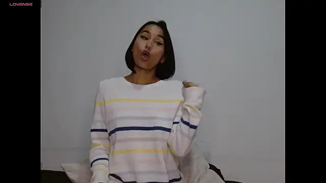 Gia_Lee's cam snapshot