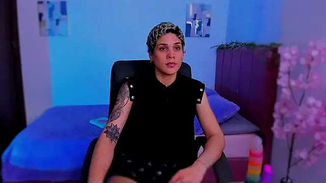 Charlee_pink's cam snapshot