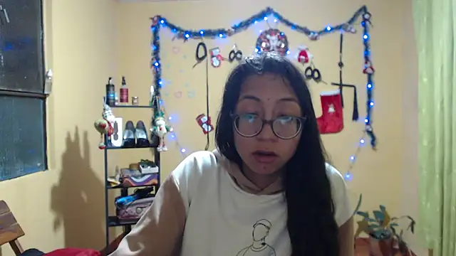 Violet_And_Smith's cam snapshot