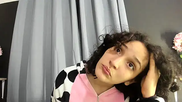 TeensNews18's cam snapshot