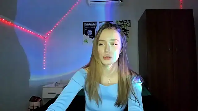 tinyglow's cam snapshot