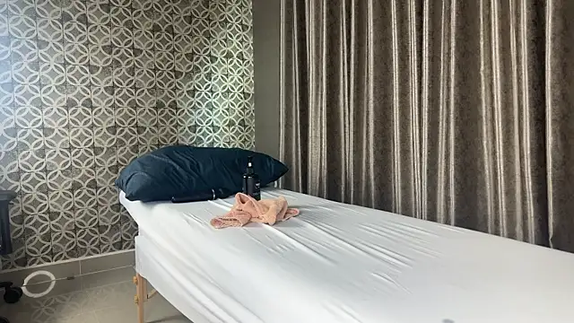 Eva_Nathan's cam snapshot