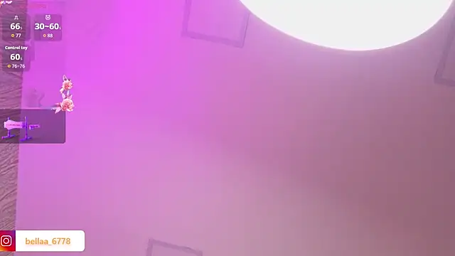 bella_lovers_'s cam snapshot