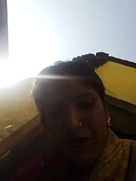 Riya_jaan12's cam snapshot