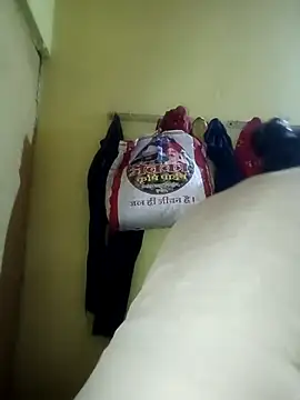 Jaya_Iyer's cam snapshot