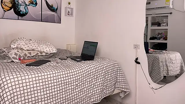 wendy_alejo1712 live sex cam