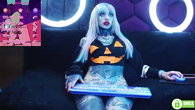 TyphoidMary's cam snapshot