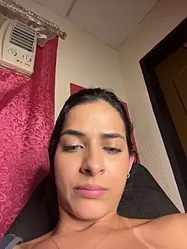 violetta-brown1 live sex cam