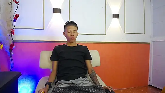 Tessachains_2_ live sex cam