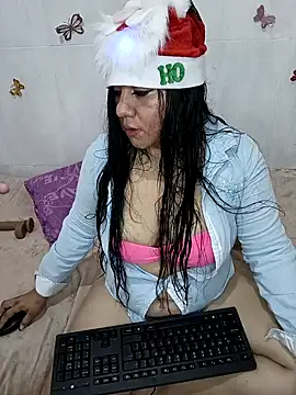 keterinjones--11's cam snapshot