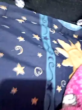 Hanna_Kieran's cam snapshot