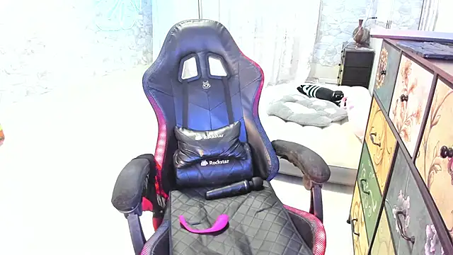 JessicaFamee's cam snapshot