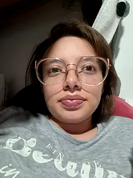 linda-schmidt's cam snapshot