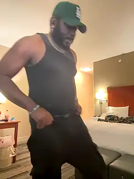 Stayinalive1992 live sex cam