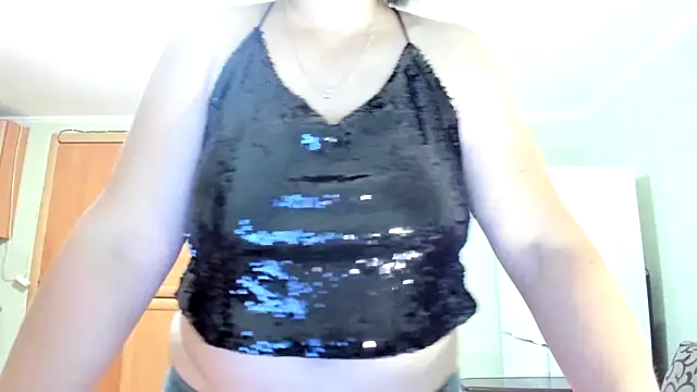 KATTYWARM_'s cam snapshot