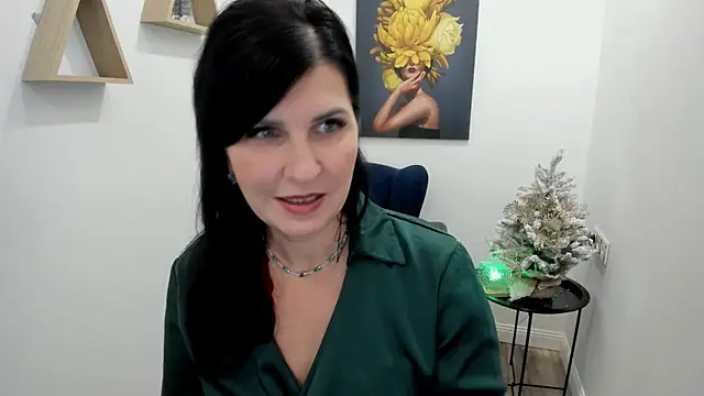 Moon_Veloure1's cam snapshot