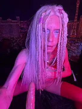 1NikiVegas's cam snapshot