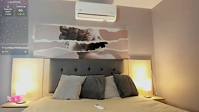 Aprillbrunette's cam snapshot