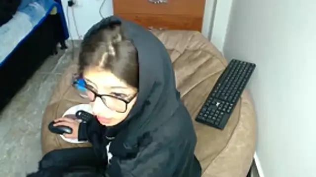 KratosAfroditacs live sex cam