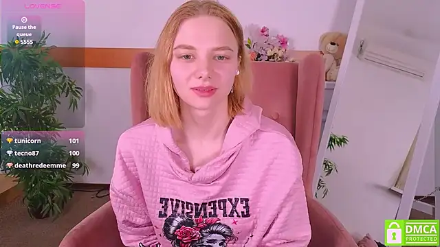 MirraBellanta live sex cam