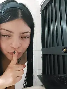 LunaJacobs live sex cam