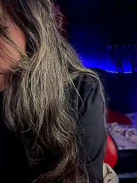 Sophie_LS's cam snapshot