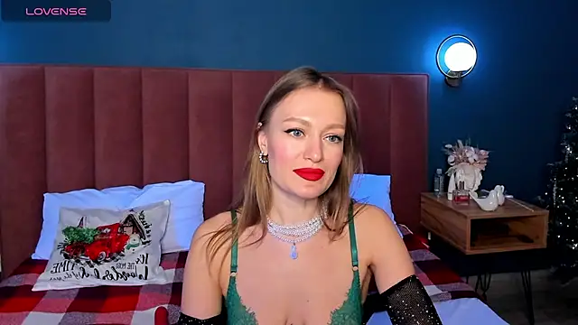 EvelynPoole's cam snapshot