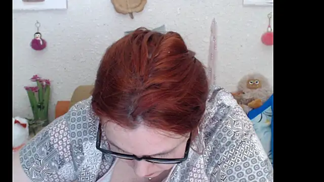 PlayfullMature's cam snapshot