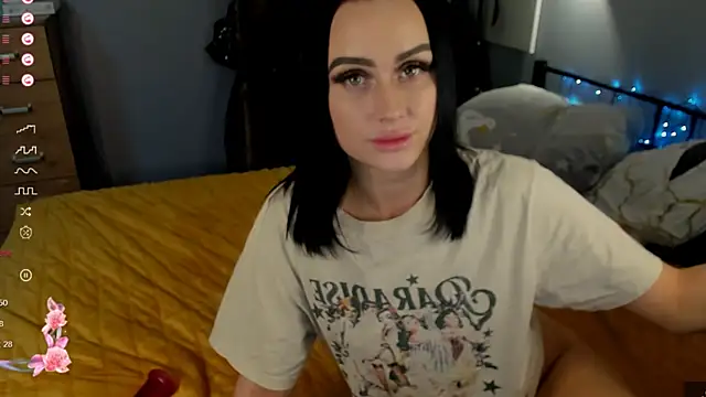 Lisa__Johnson's cam snapshot