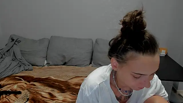 annabishop's cam snapshot